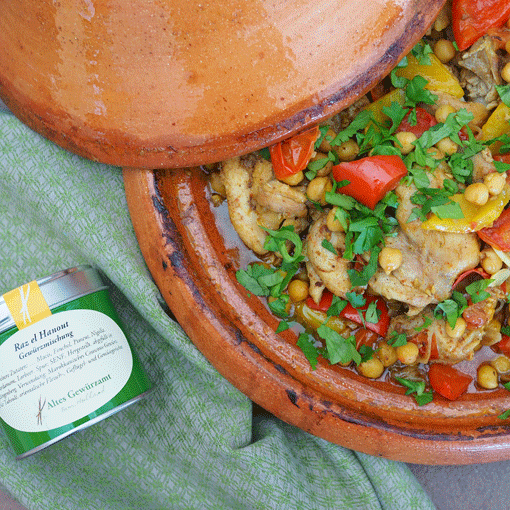 Hähnchen-Tajine mit Kichererbsen und Raz el Hanout